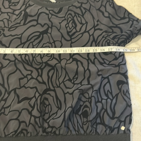 FableticsTop - Picture 9 of 12